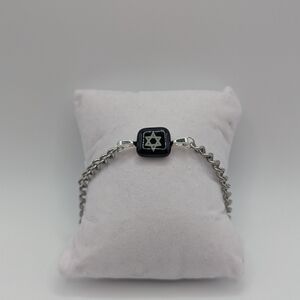 Black With White Star Of David On Silver Chain Unisex Bracelet